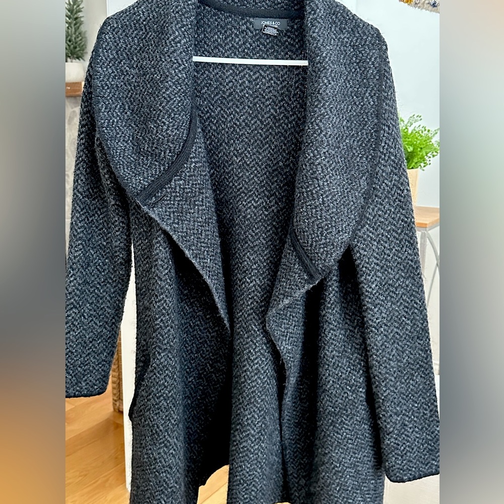 Black Jones & Co Cardigan